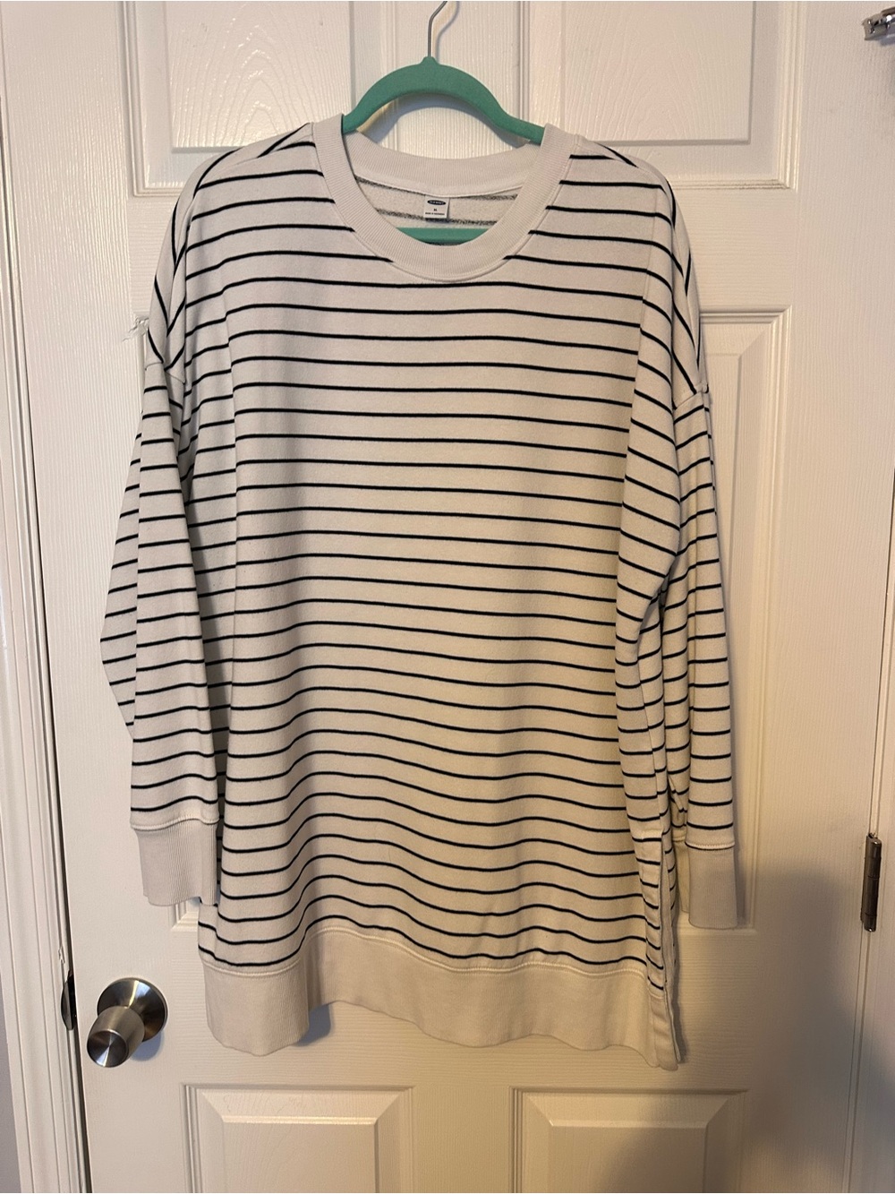 Old Navy White and Black Striped Long Sleeve Tunic